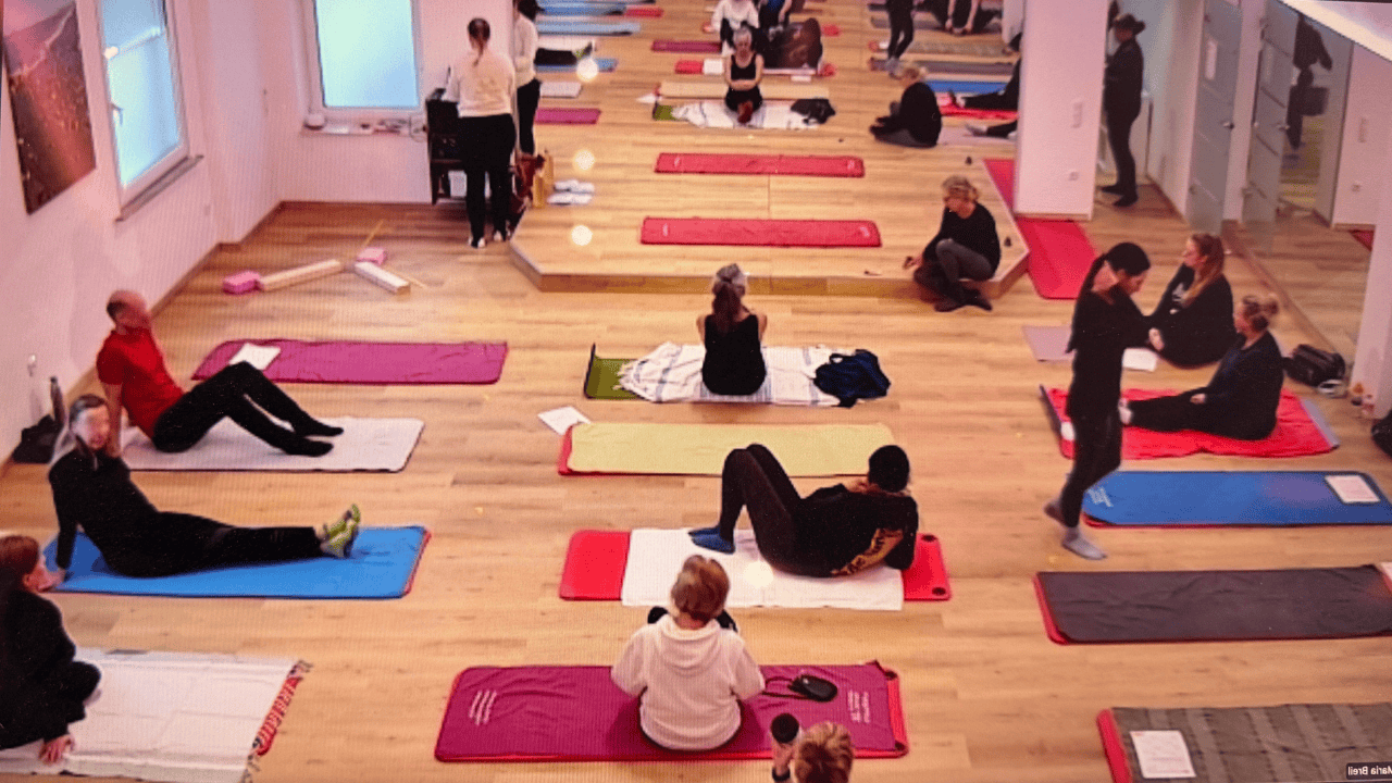 Blick in den Kursraum Pilatesstudie 2025